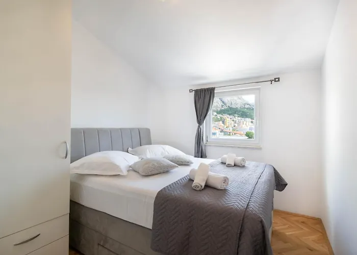 Apartament 30 M From Beach,makarska,marija *