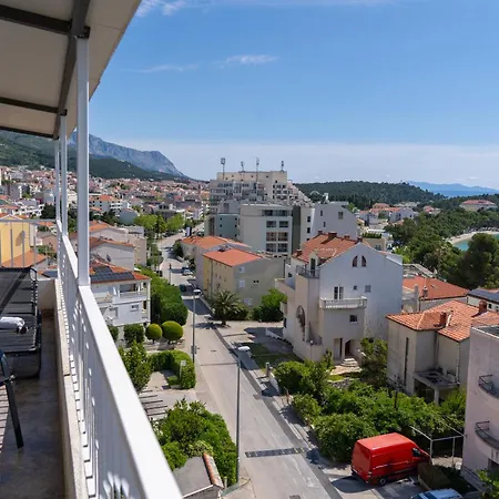 30 M From Beach,makarska,marija