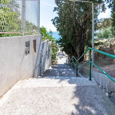 30 M From Beach,makarska,marija Makarska