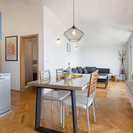 Lejlighed 30 M From Beach,makarska,marija *