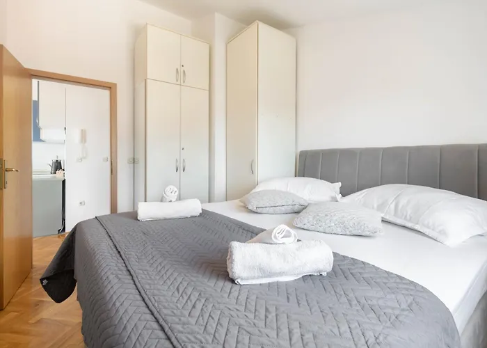 Διαμέρισμα 30 M From Beach,makarska,marija *