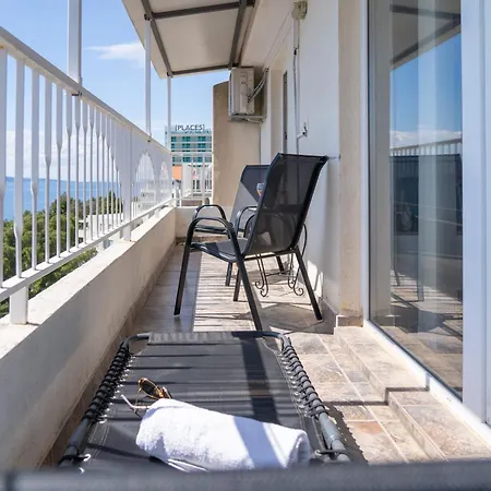 30 M From Beach,makarska,marija Makarska